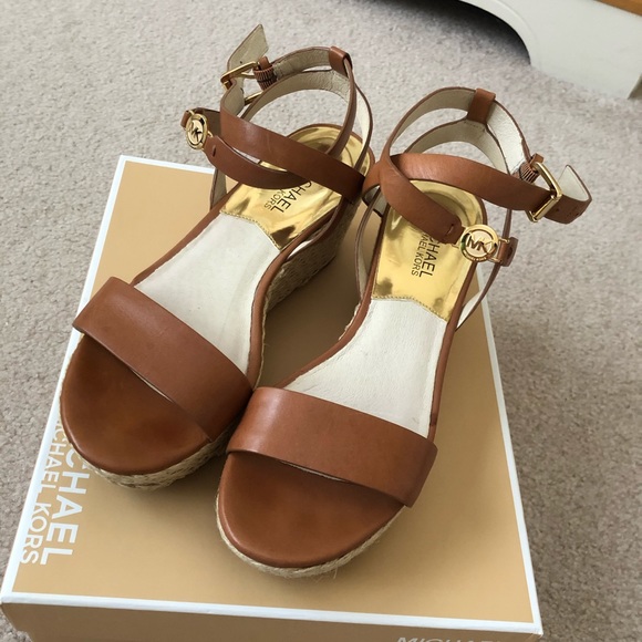 Michael Kors Jalita Charm Sandal - Picture 4 of 5
